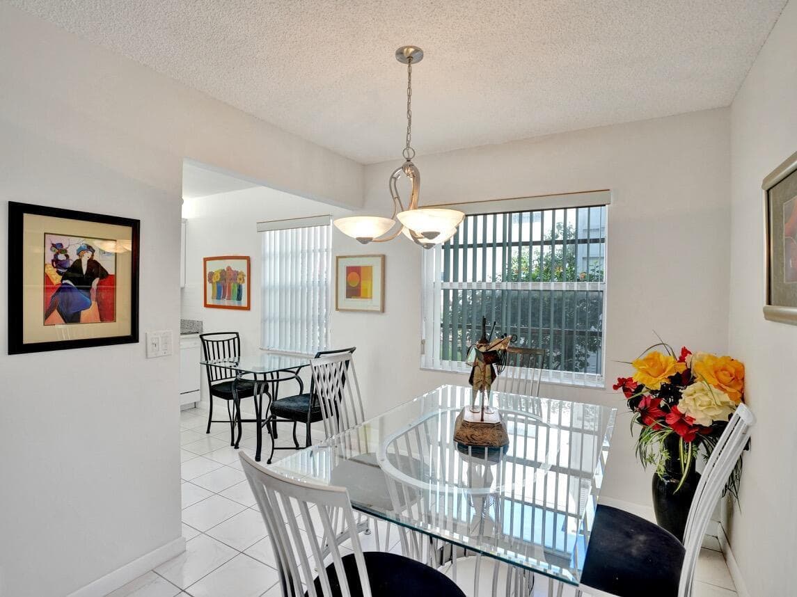 298 Burgundy G, Delray Beach, FL 33484 photo 10