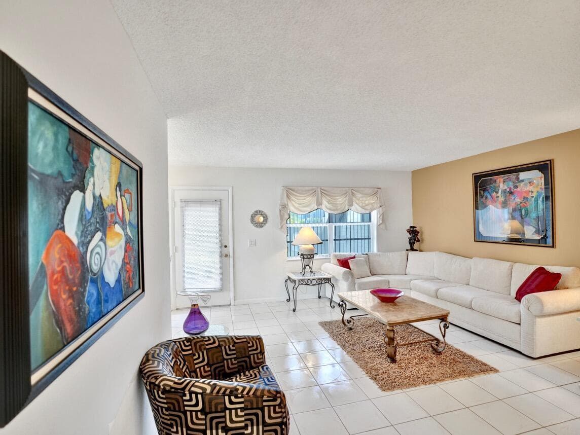 298 Burgundy G, Delray Beach, FL 33484 photo 8