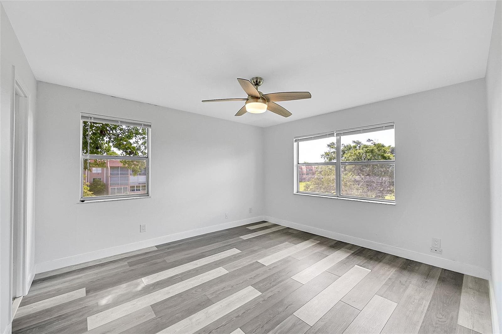 9761 Sunrise Lakes Boulevard # 301, Sunrise, FL 33322 photo 7