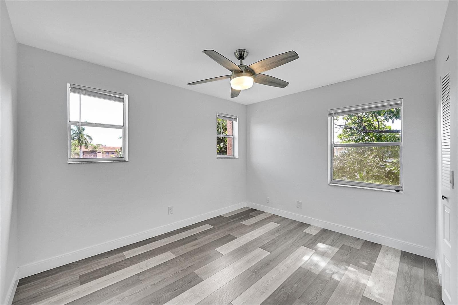 9761 Sunrise Lakes Boulevard # 301, Sunrise, FL 33322 photo 10