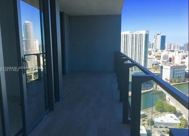 88 SW 7th St # 2603, Miami, FL 33130 photo 6