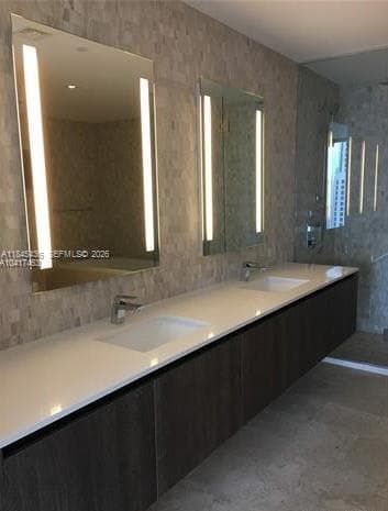 88 SW 7th St # 2603, Miami, FL 33130 photo 3