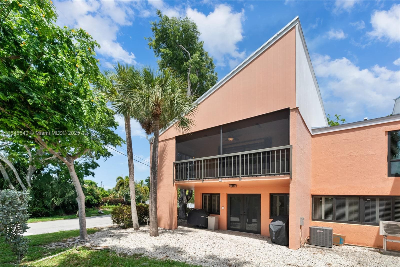 9812 Windward Ave, Key Largo, FL 33037 photo 4