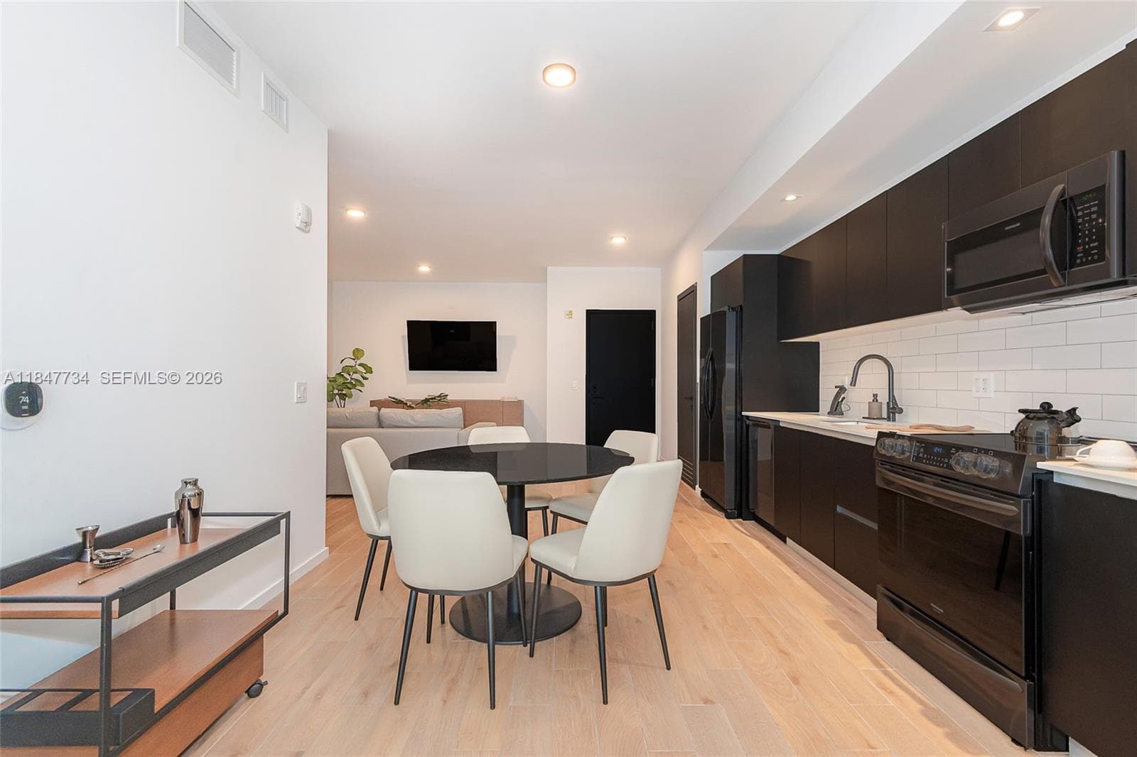 398 NE 5th St # 4417, Miami, FL 33132 photo 13