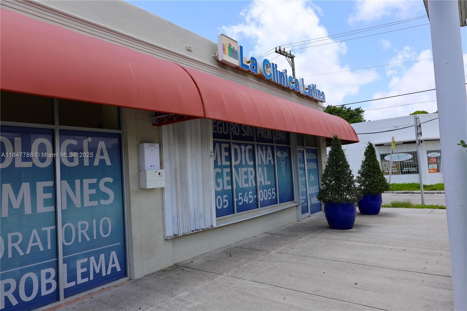 1058 SW 1st St, Miami, FL 33130 photo 7