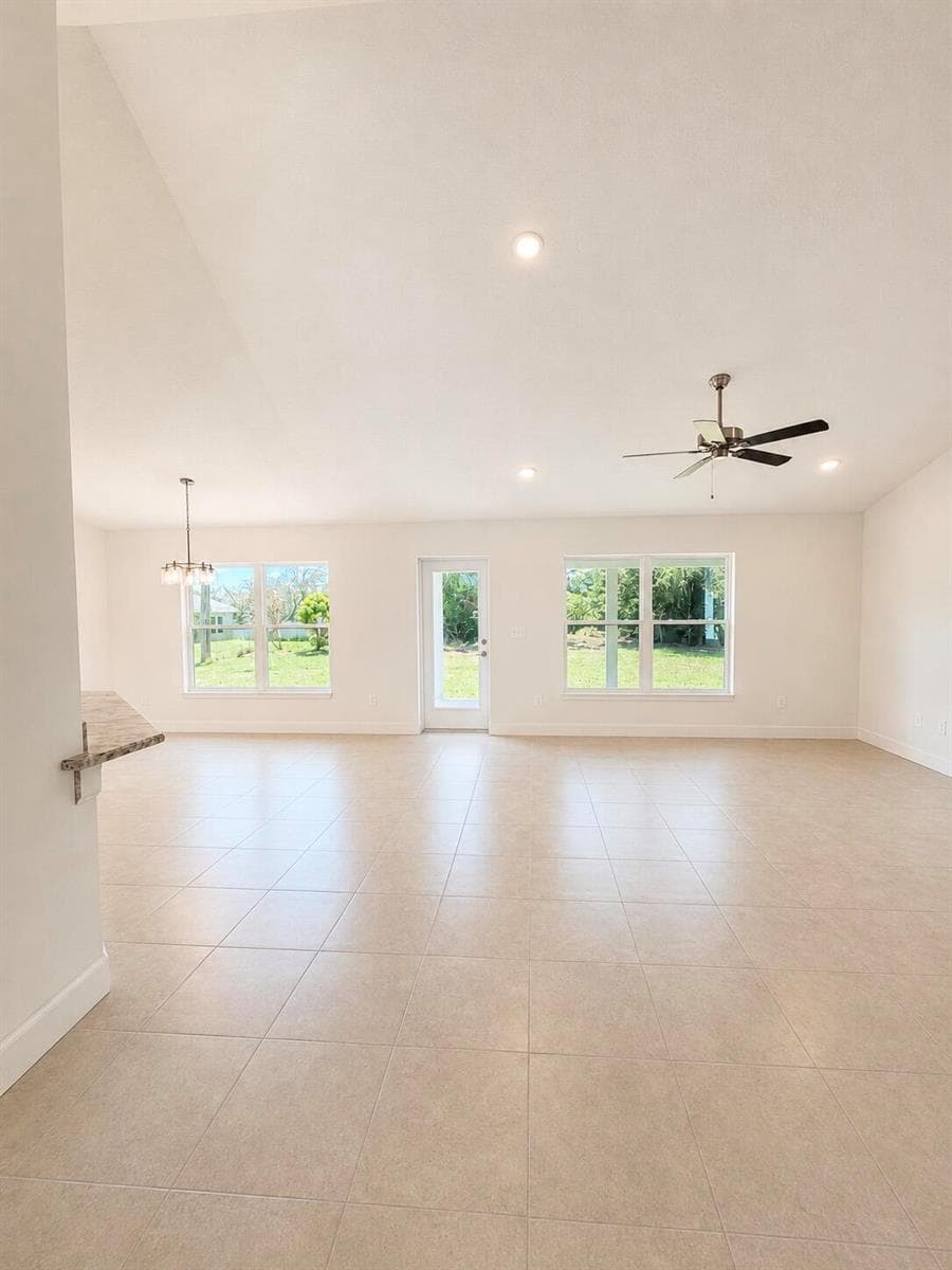 3009 SW Savona Boulevard, Port St. Lucie, FL 34953 photo 2