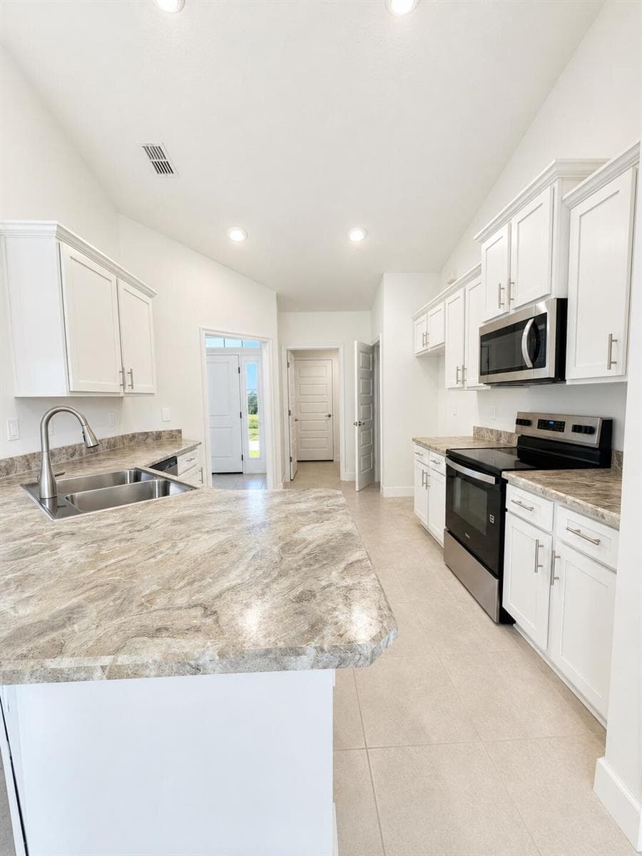 3009 SW Savona Boulevard, Port St. Lucie, FL 34953 photo 4