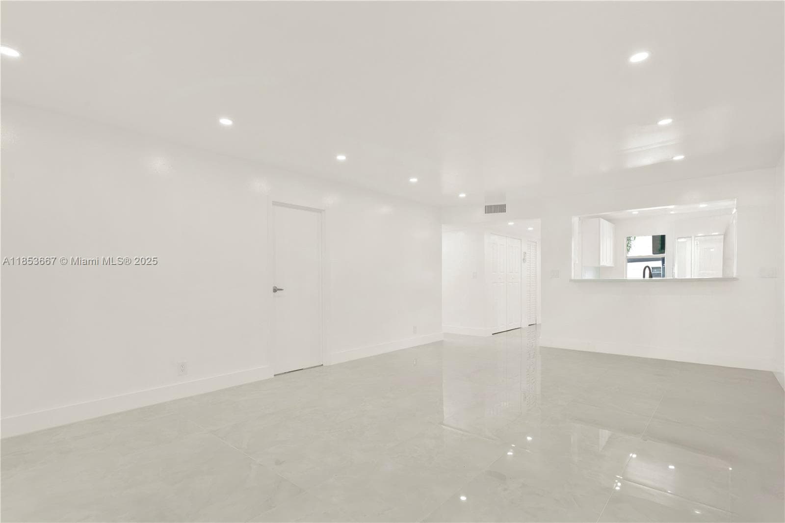 8320 Sands Point Blvd # M107, Tamarac, FL 33321 photo 8