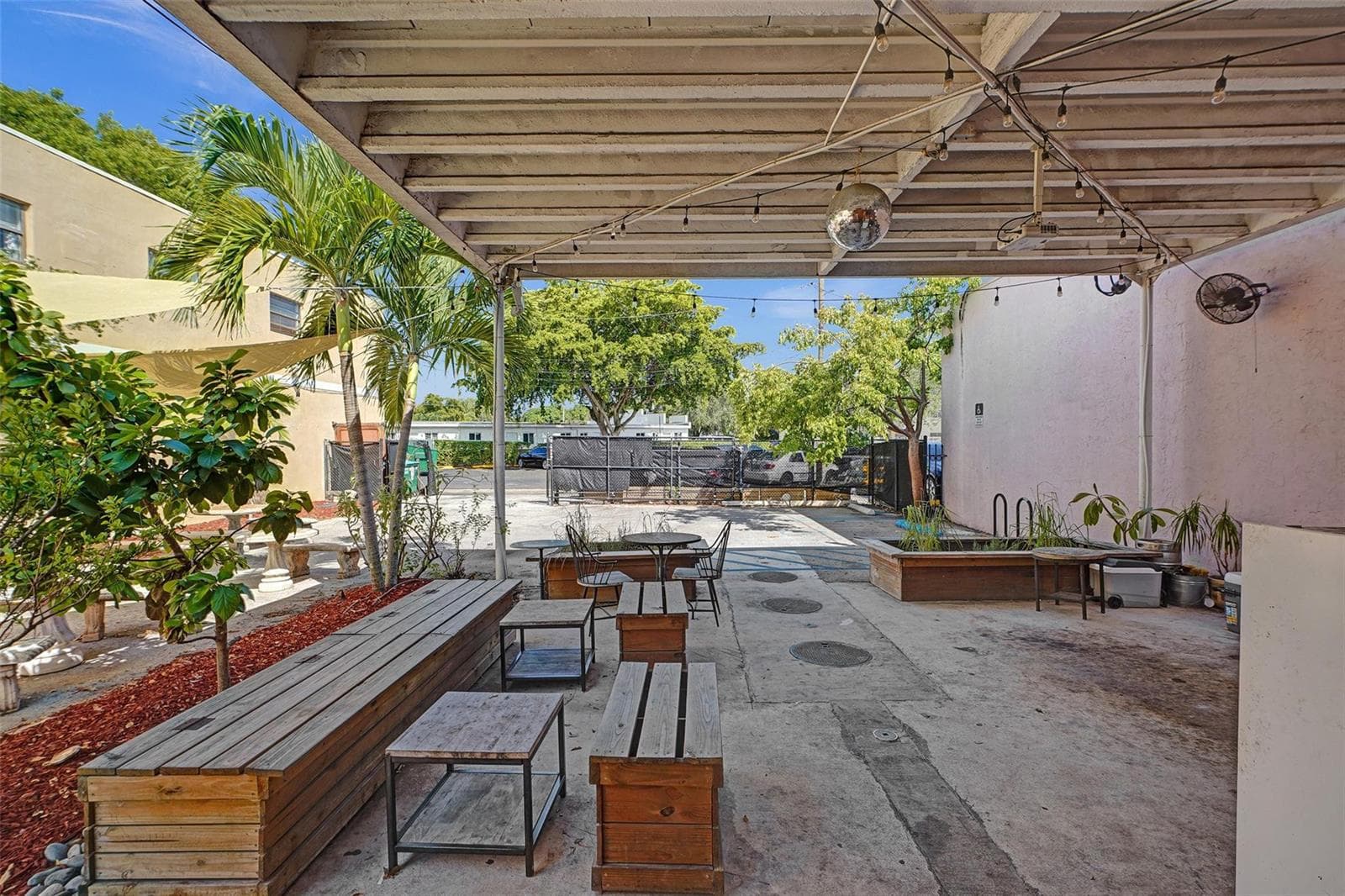 12831 W Dixie Highway, North Miami, FL 33161 photo 13