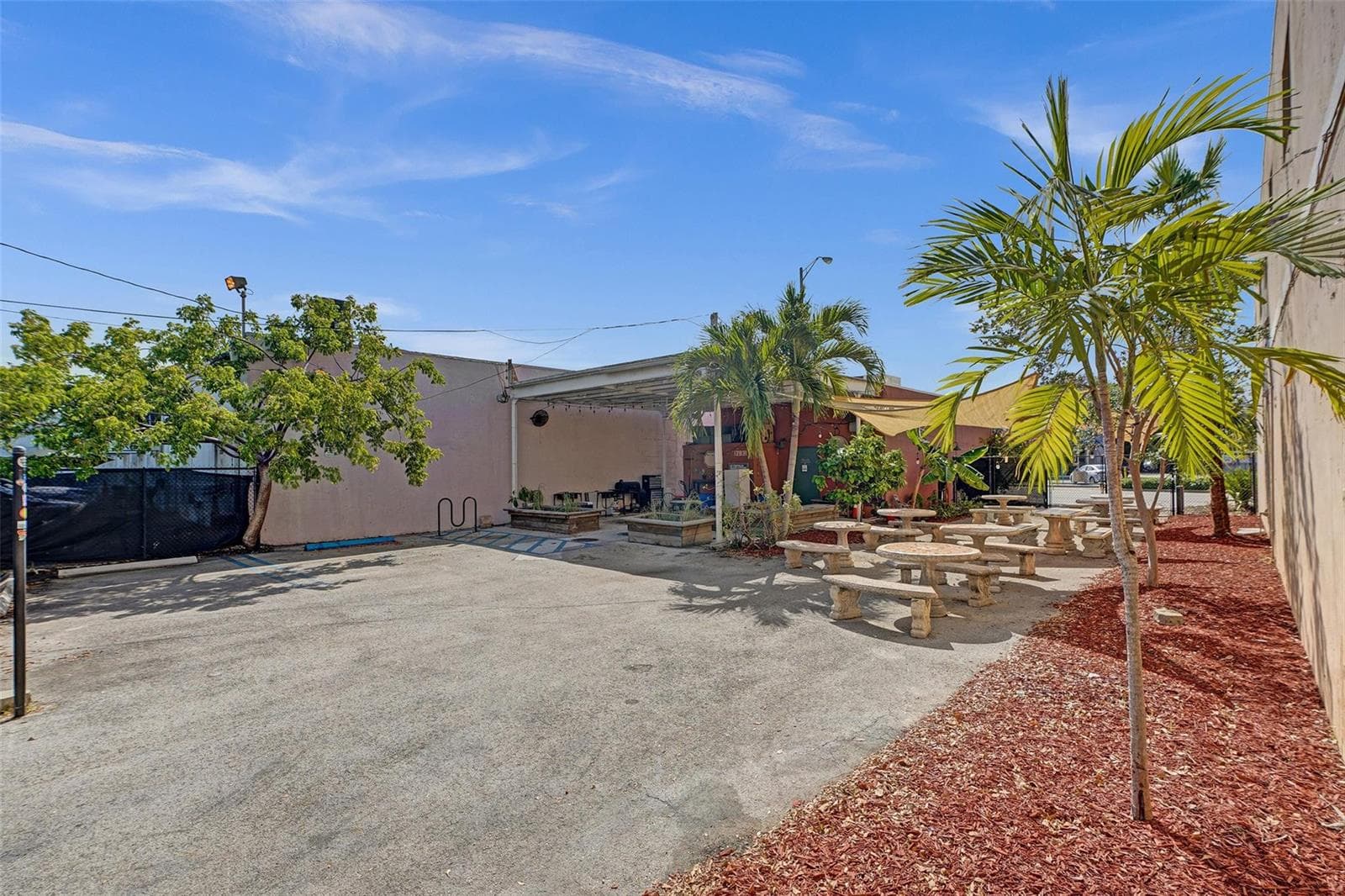 12831 W Dixie Highway, North Miami, FL 33161 photo 11