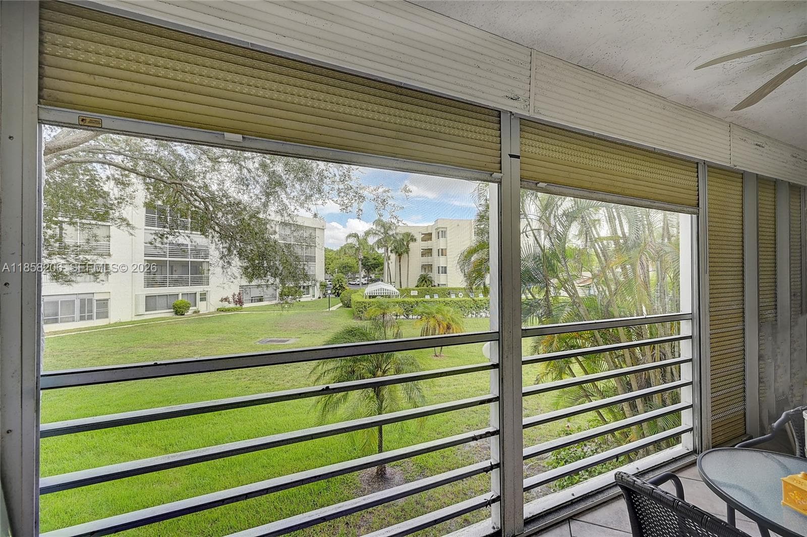 3186 Via Poinciana # 203, Lake Worth, FL 33467 photo 12