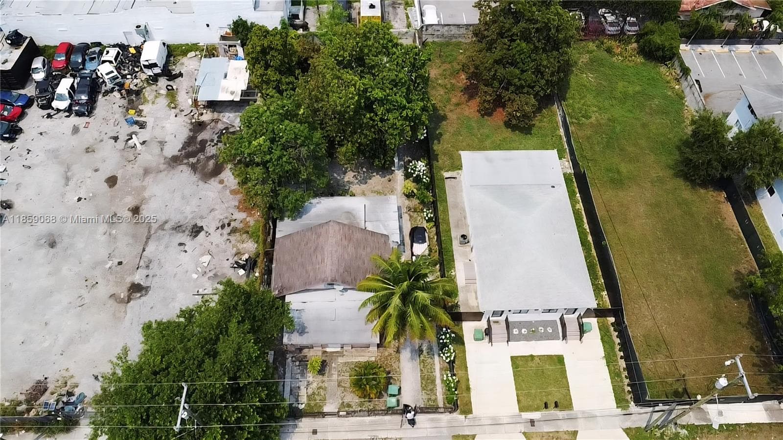 683 NW 30th St, Miami, FL 33127 photo 8