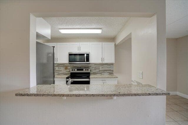 1104 Meadows Circle, Boynton Beach, FL 33436 photo 10