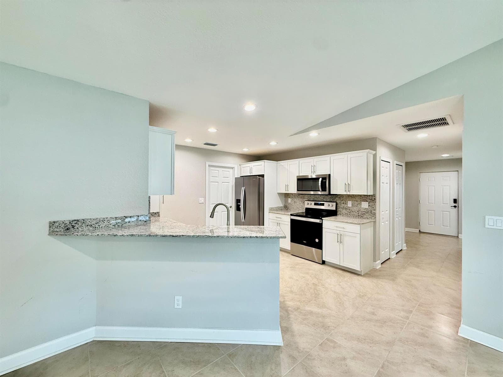 6724 Lila Court, Fort Pierce, FL 34951 photo 4