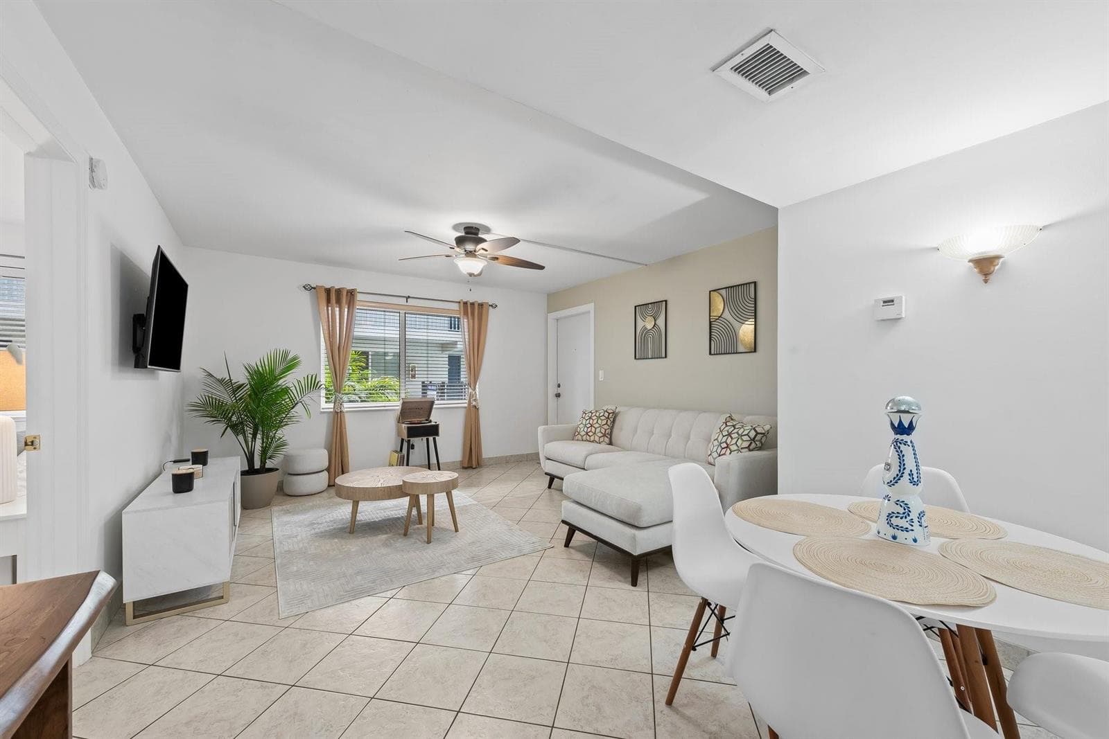 1000 SE 15th Street # 103, Fort Lauderdale, FL 33316 photo 2