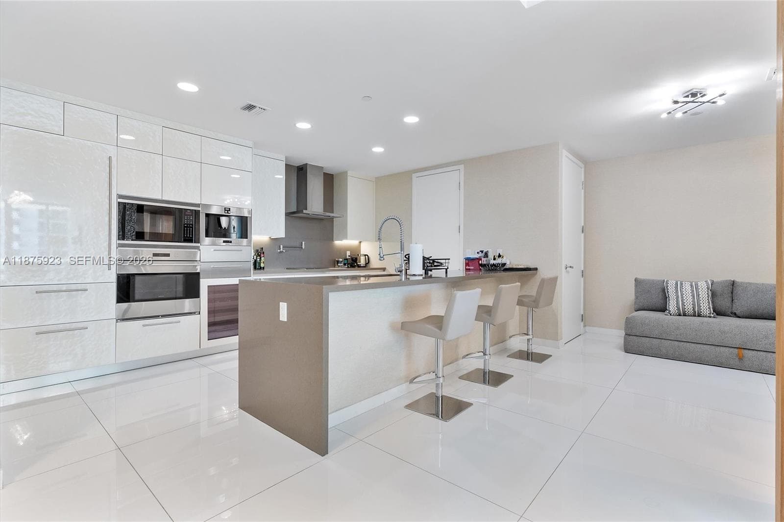 17475 Collins Ave # 503, Sunny Isles Beach, FL 33160 photo 12