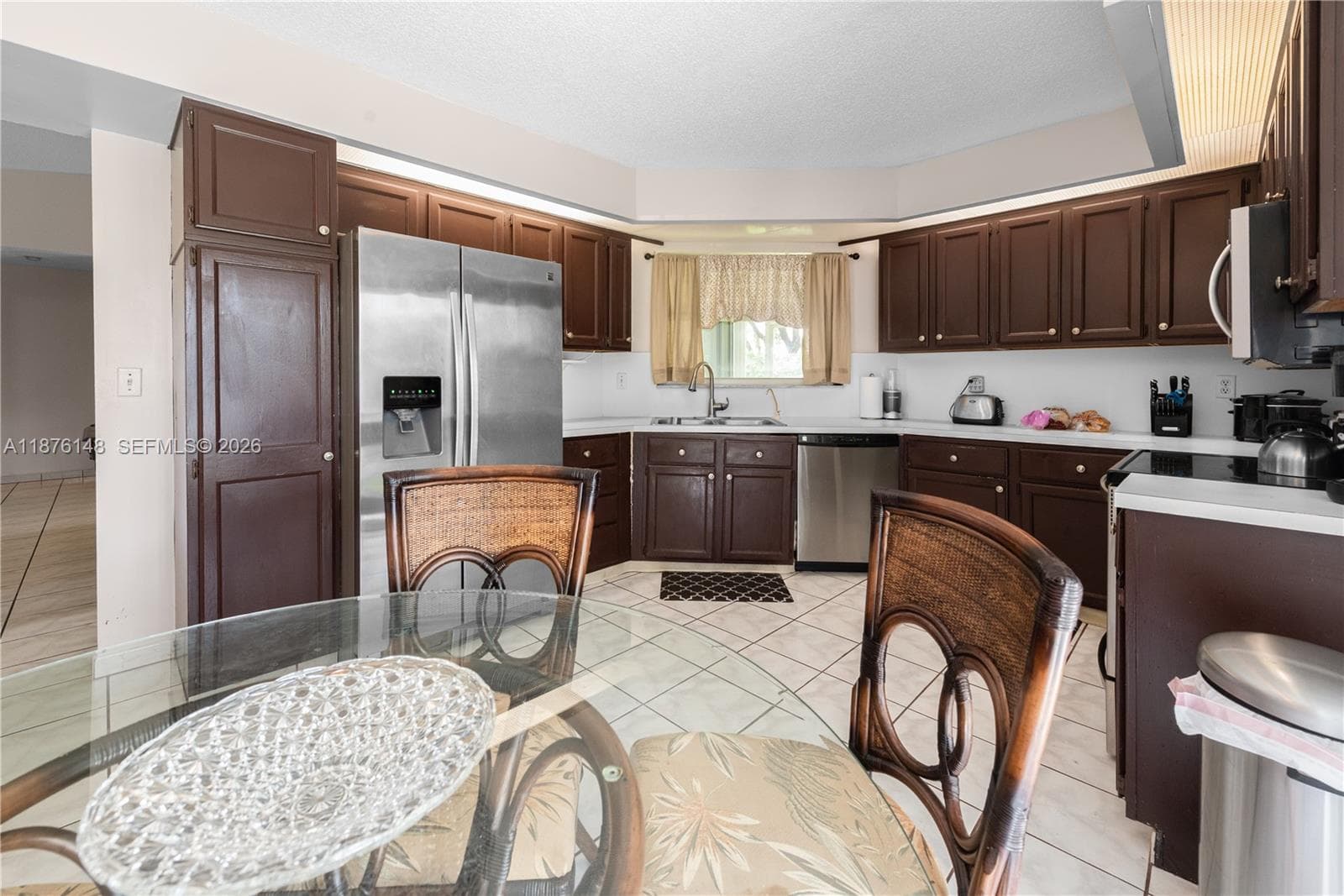 2585 SE 7th Pl, Homestead, FL 33033 photo 8
