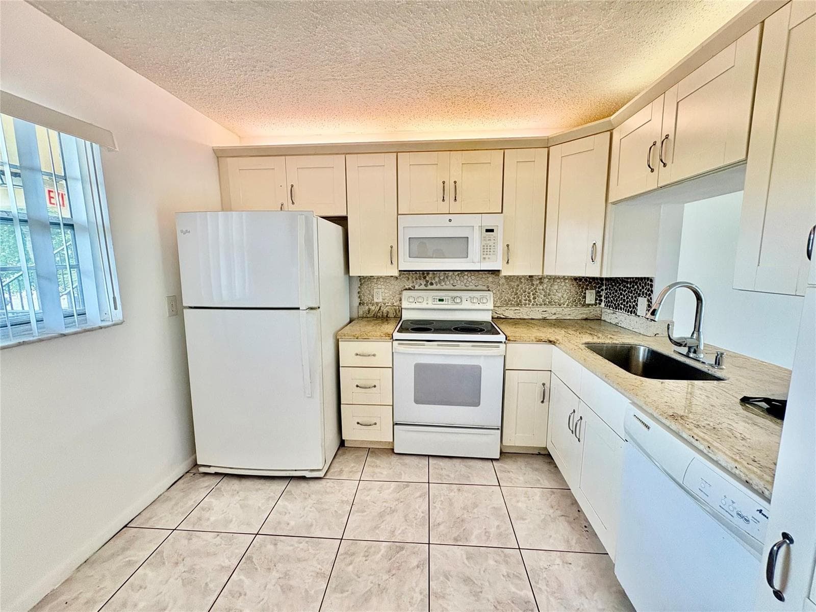 3905 N Nob Hill Road # 201, Sunrise, FL 33351 photo 7