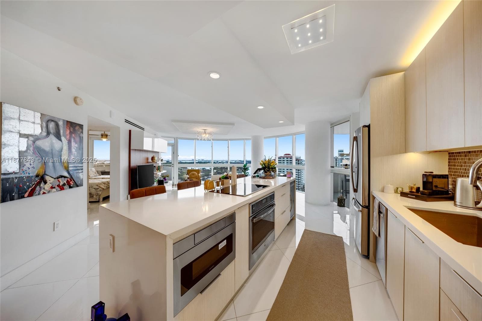 6301 Collins Ave # 2107, Miami Beach, FL 33141 photo 11