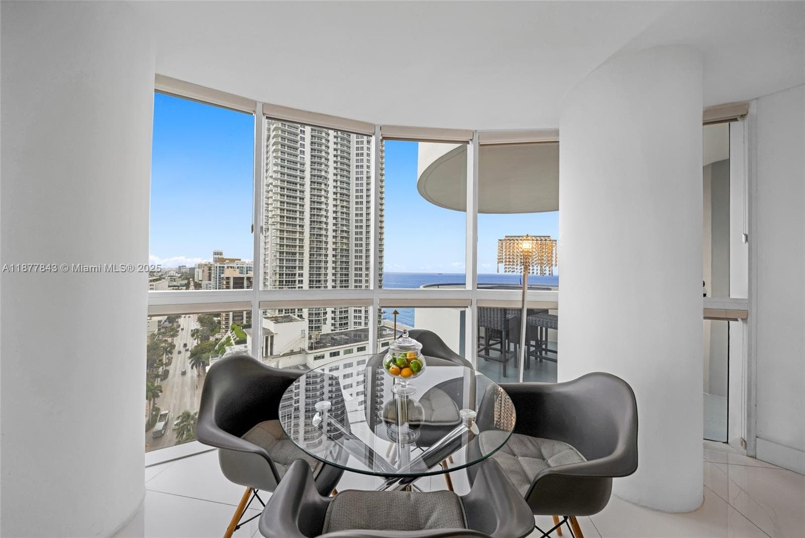 6301 Collins Ave # 2107, Miami Beach, FL 33141 photo 8