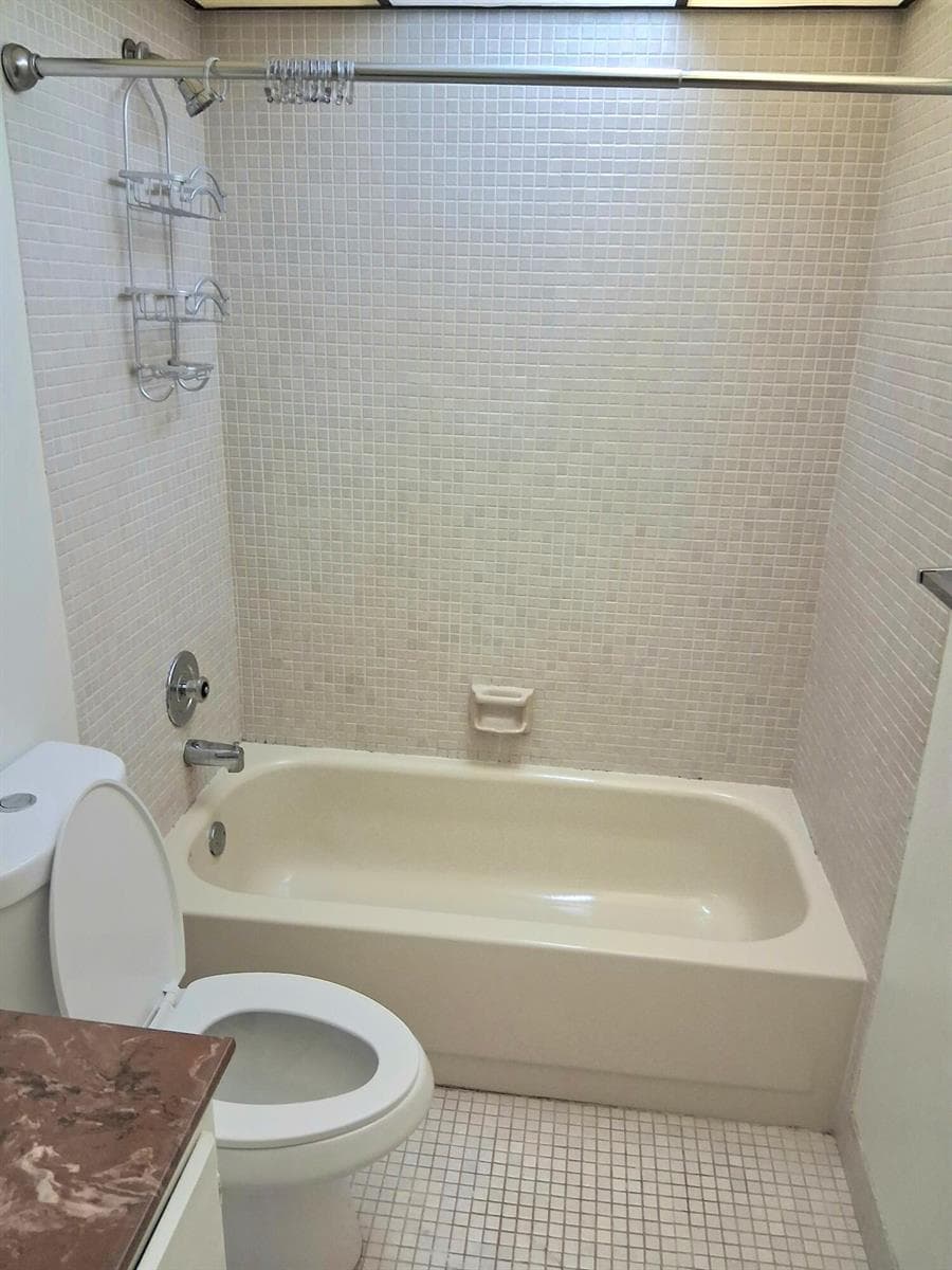 3301 NW 47th Terrace # 403, Lauderdale Lakes, FL 33319 photo 12