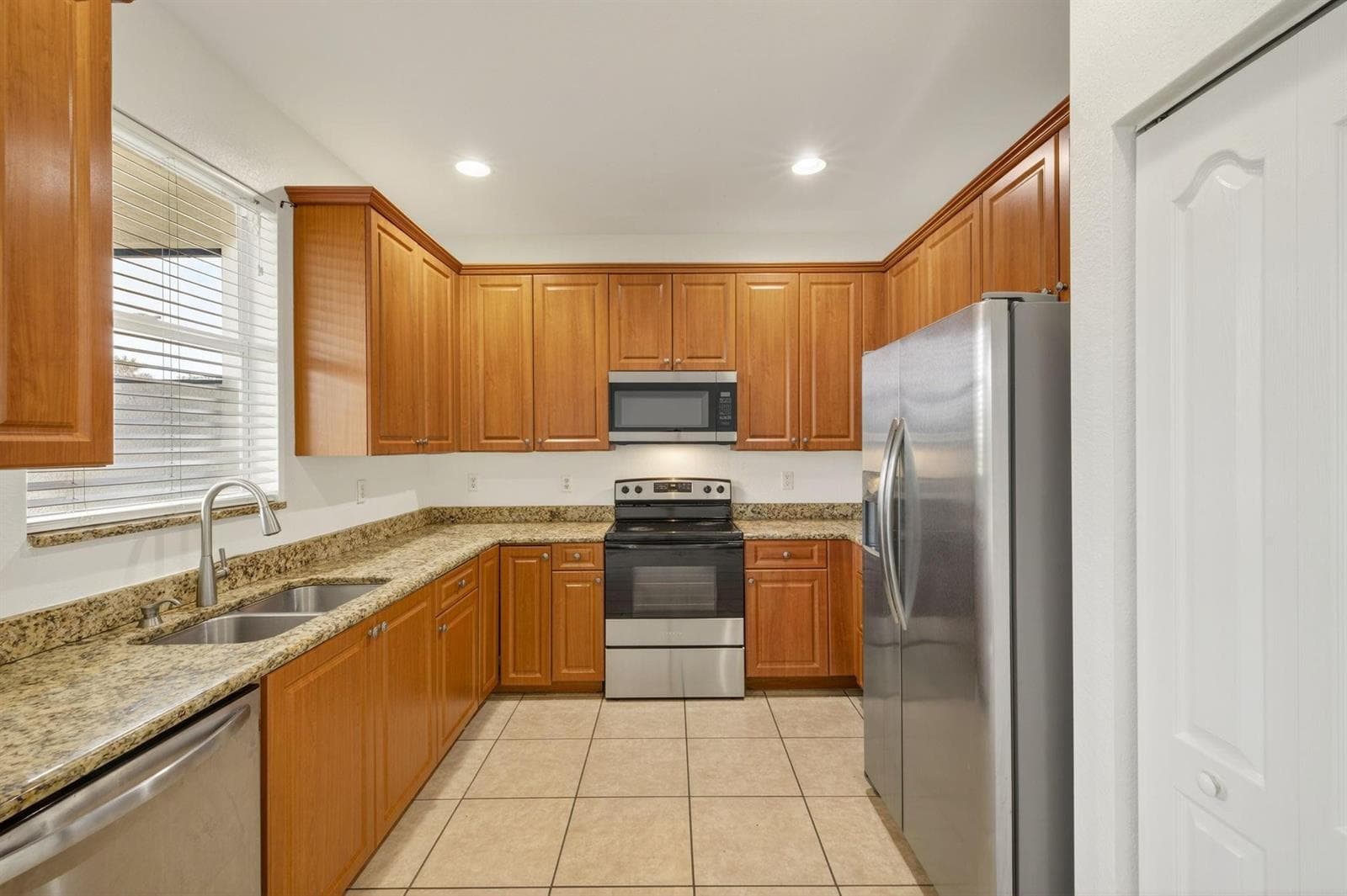 7029 Ambrosia Lane # 606, Naples, FL 34119 photo 5