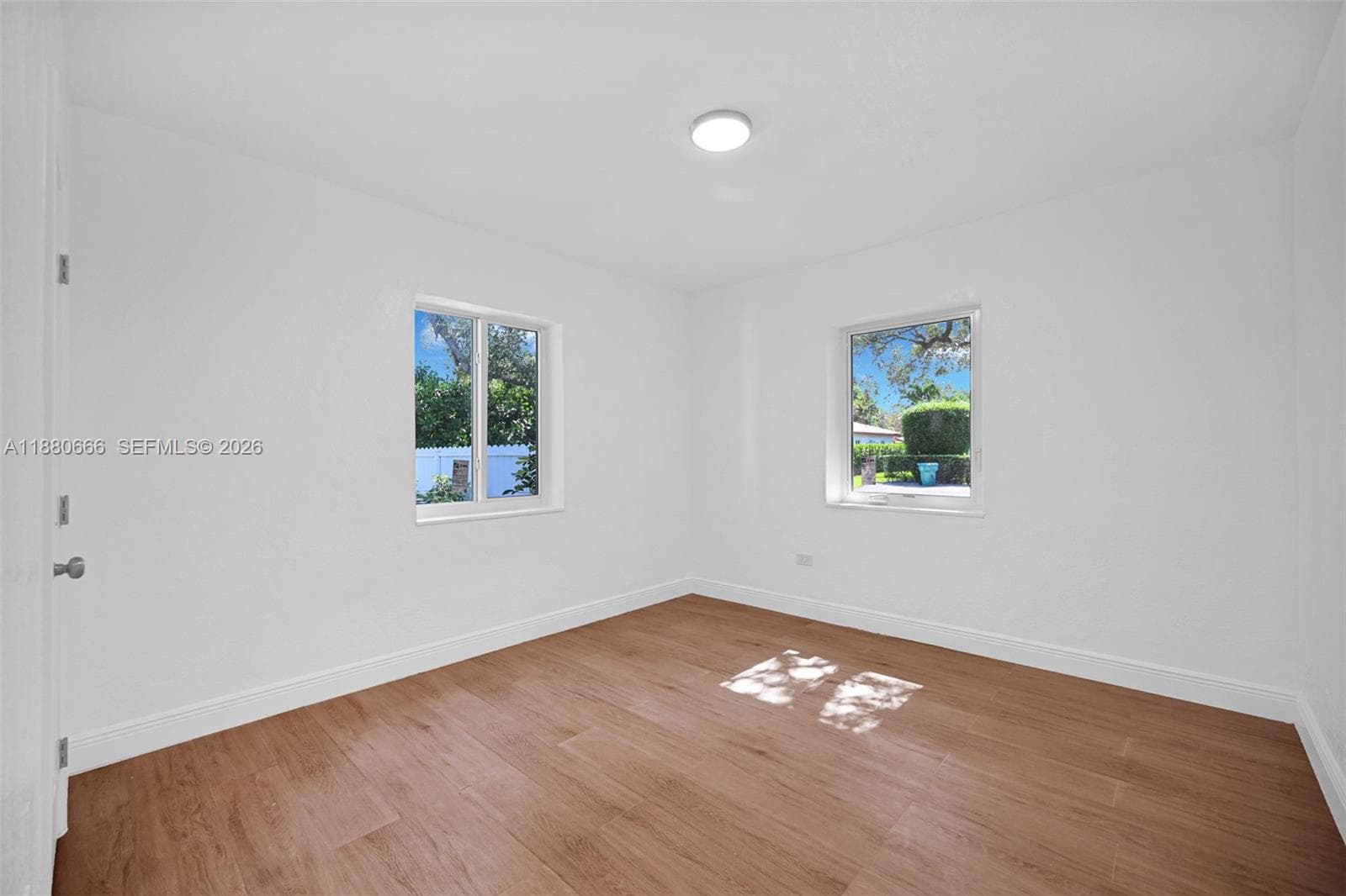 11102 NE 9th Ct, Biscayne Park, FL 33161 photo 6