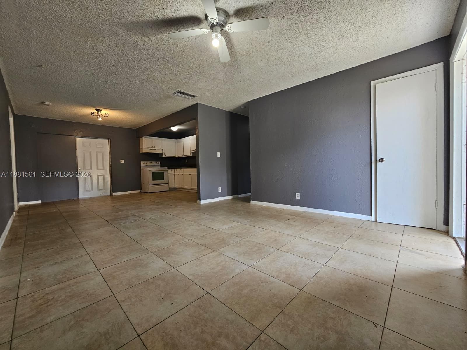 325 SW 80th Ter, North Lauderdale, FL 33068 photo 9