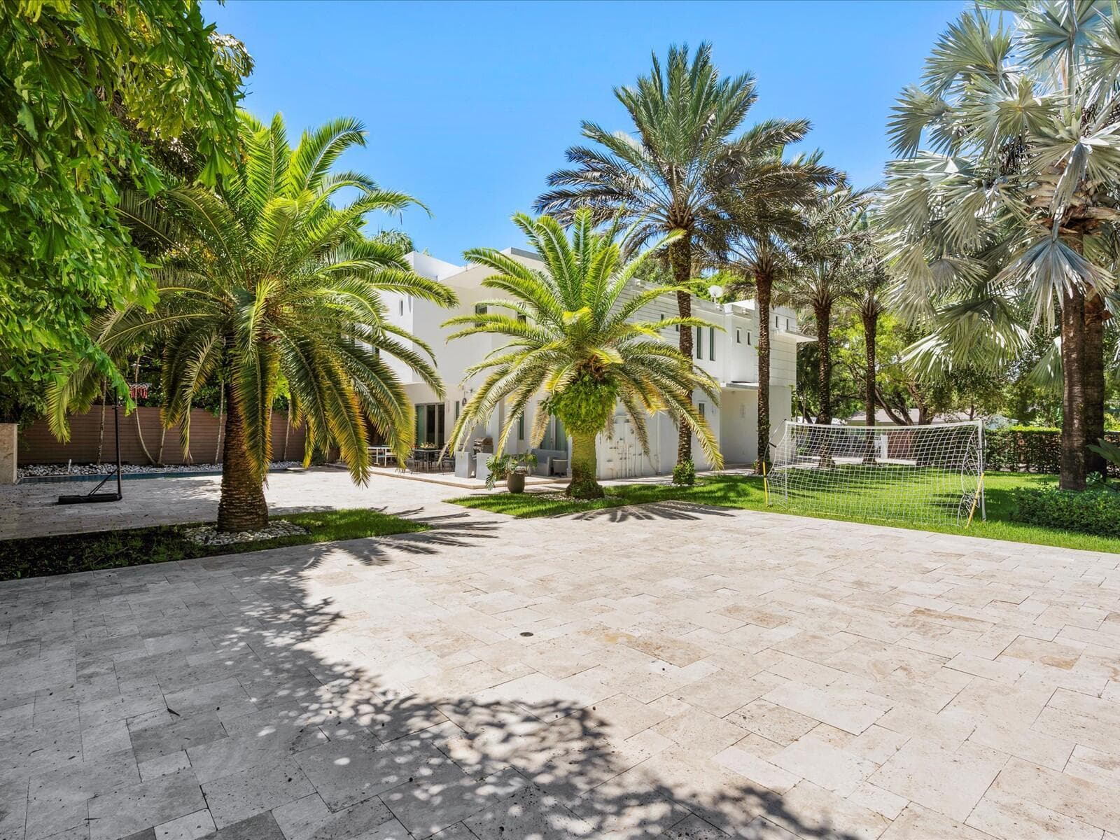 3917 SW 42nd Avenue, Miami, FL 33146 photo 12