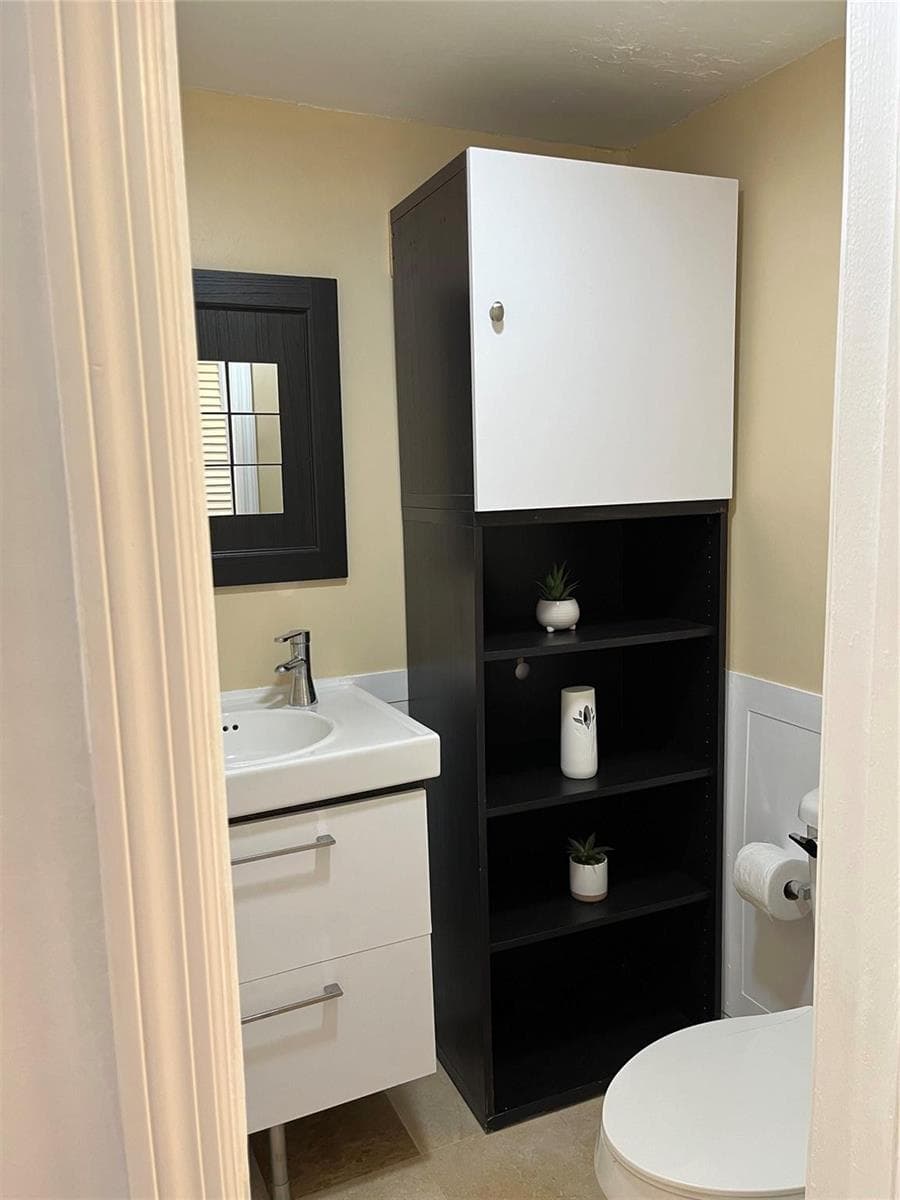 11685 Canal Drive # 304, North Miami, FL 33181 photo 13