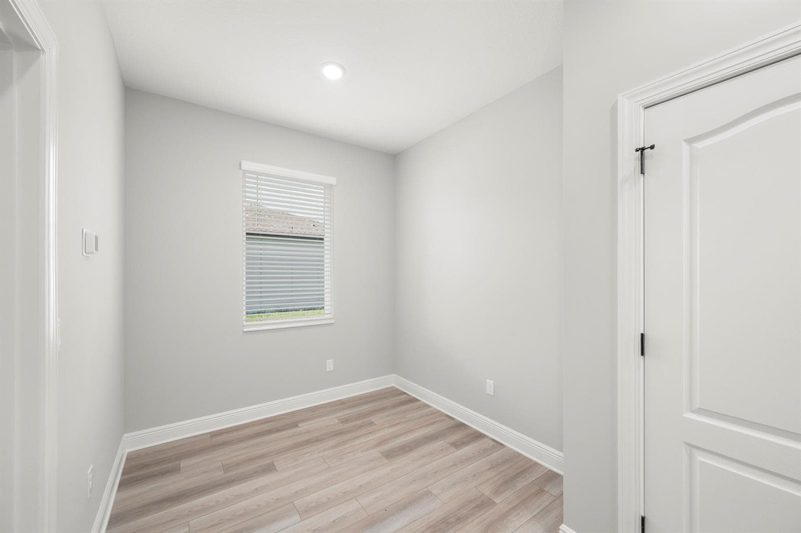 2583 SW Chestnut Lane, Port St. Lucie, FL 34953 photo 9