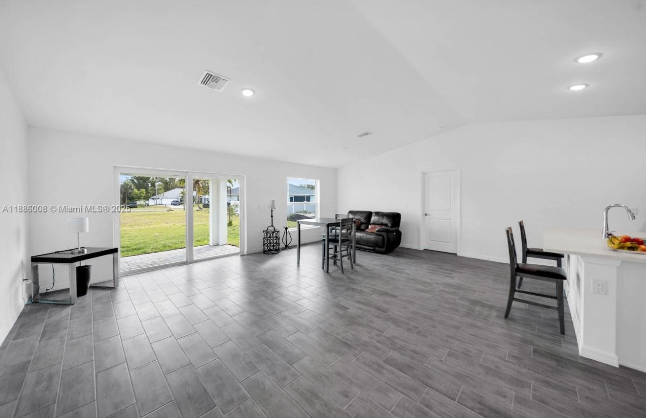 4217 NE 23rd Pl, Cape Coral, FL 33909 photo 13