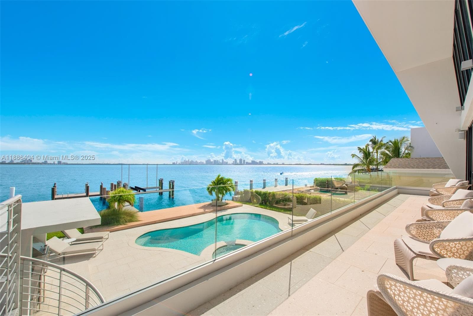 1580 S Treasure Dr, North Bay Village, FL 33141 photo 7