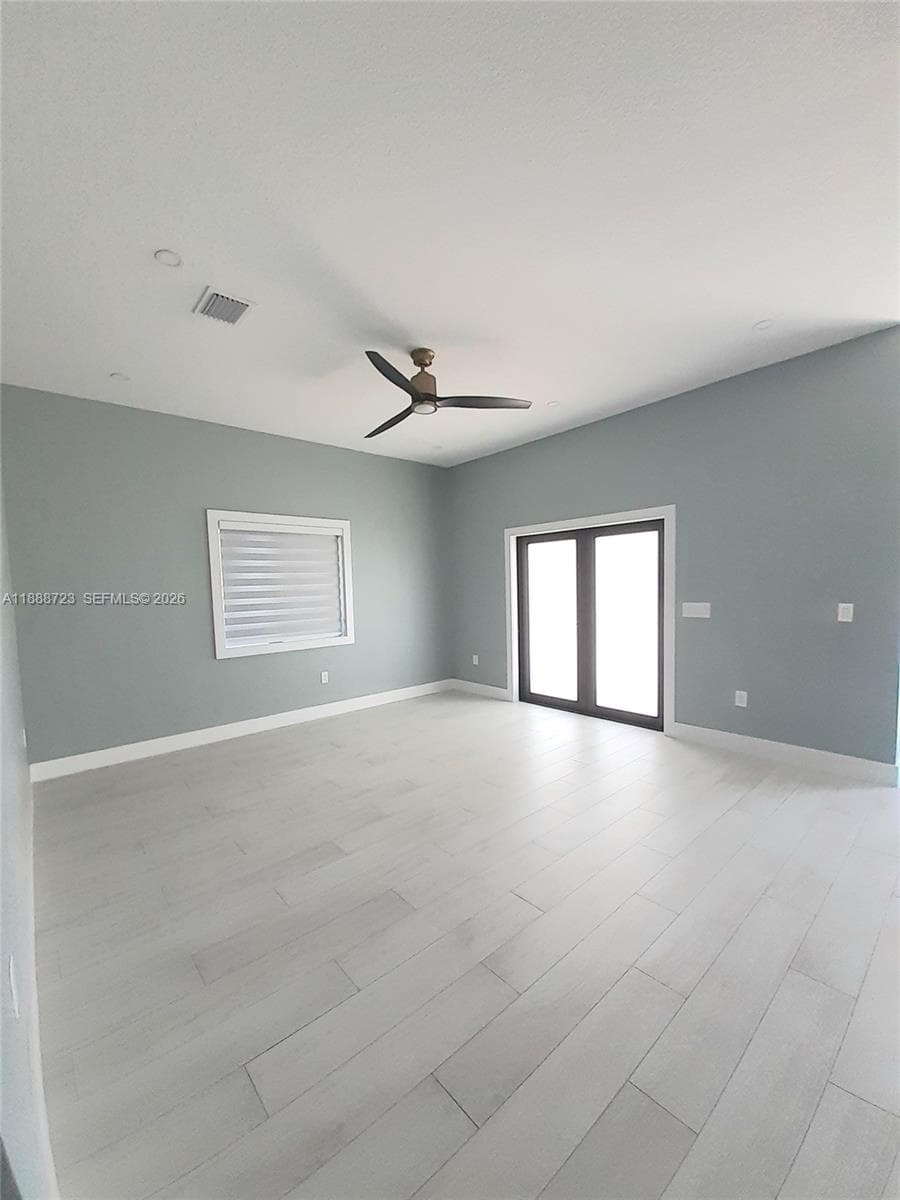 23 Jenny Ln, Key Largo, FL 33037 photo 2