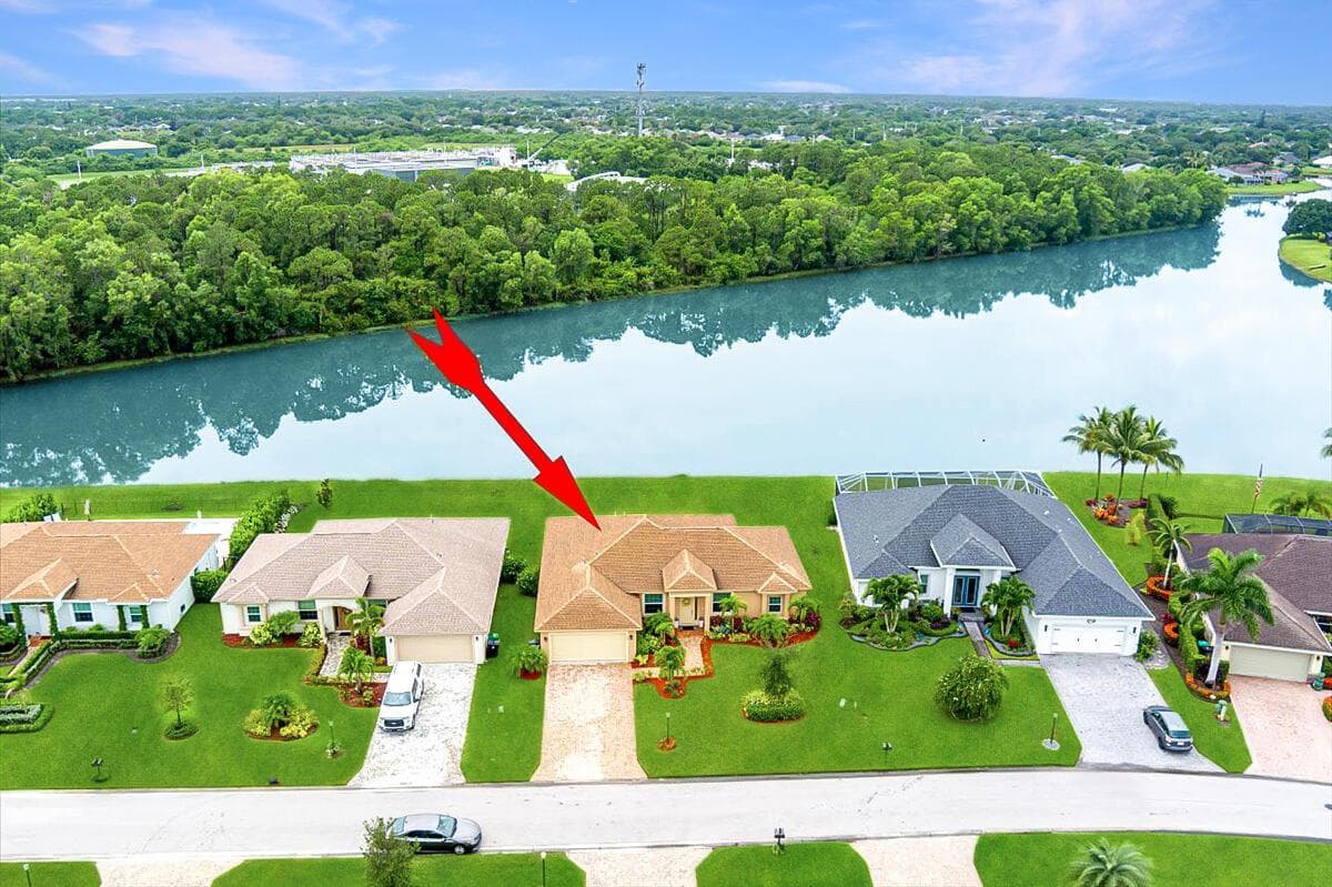 448 SW Vista Lake Drive, Port St. Lucie, FL 34953 photo 3