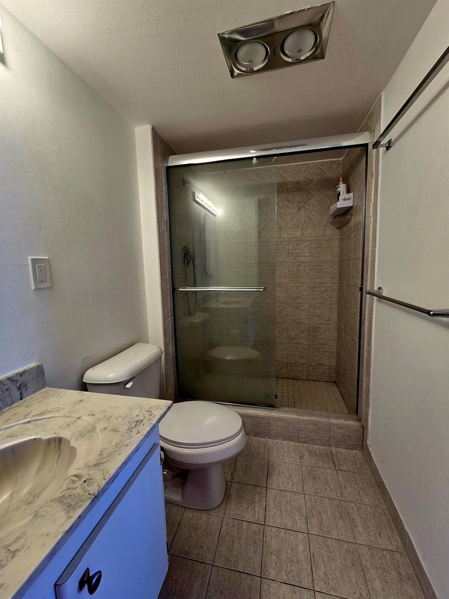 20335 W Country Club Drive # 2208, Aventura, FL 33180 photo 10