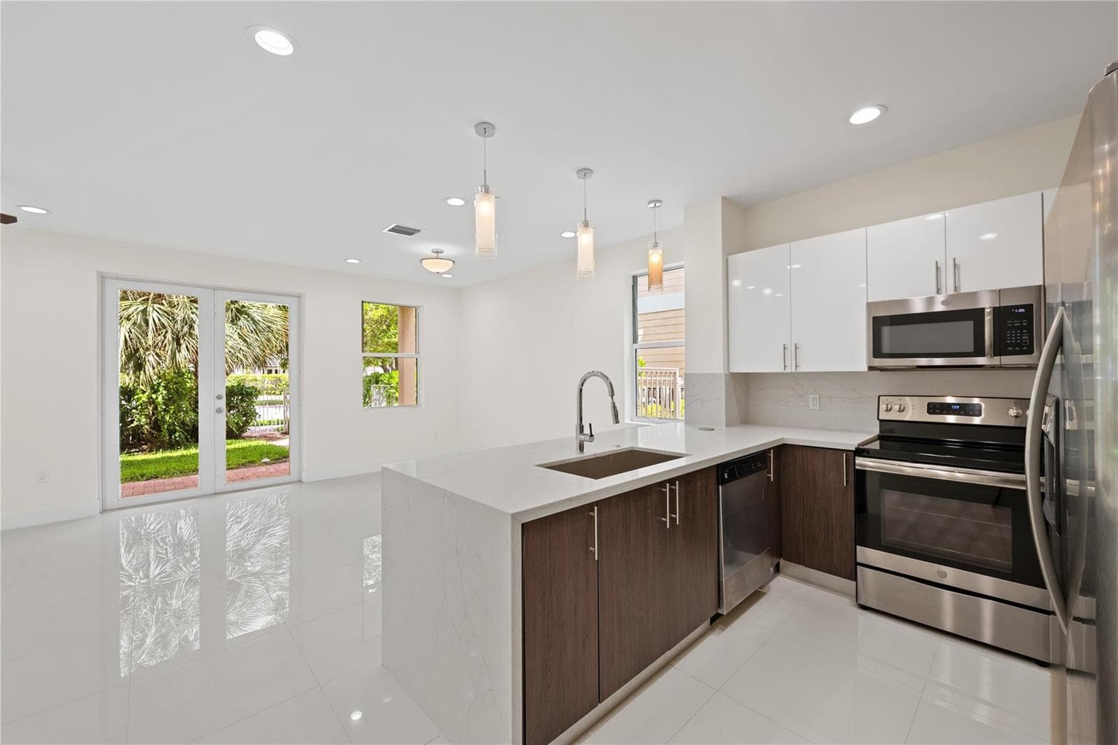 1430 SW 4th Avenue # 1430, Fort Lauderdale, FL 33315 photo 2
