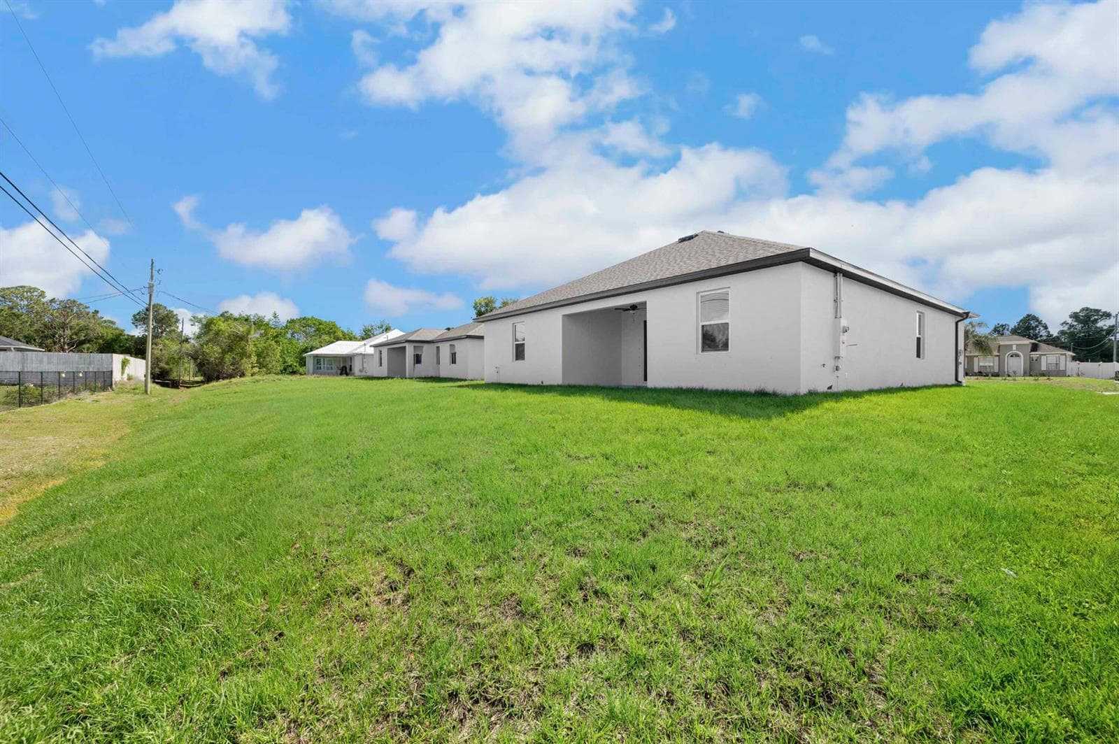 392 SW Paw Court, Port St. Lucie, FL 34953 photo 5