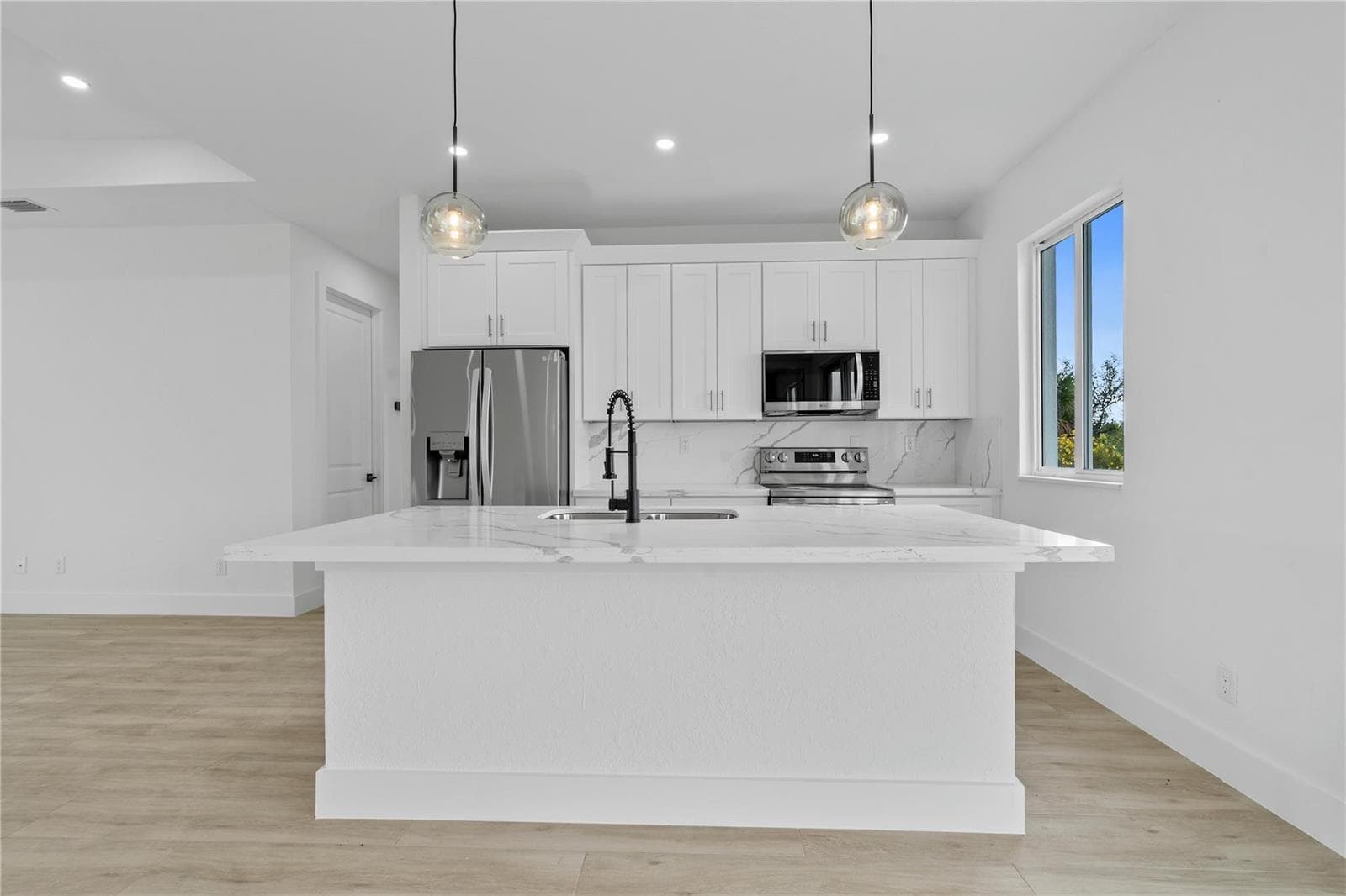 13438 Mcintosh Avenue, Port Charlotte, FL 33981 photo 7