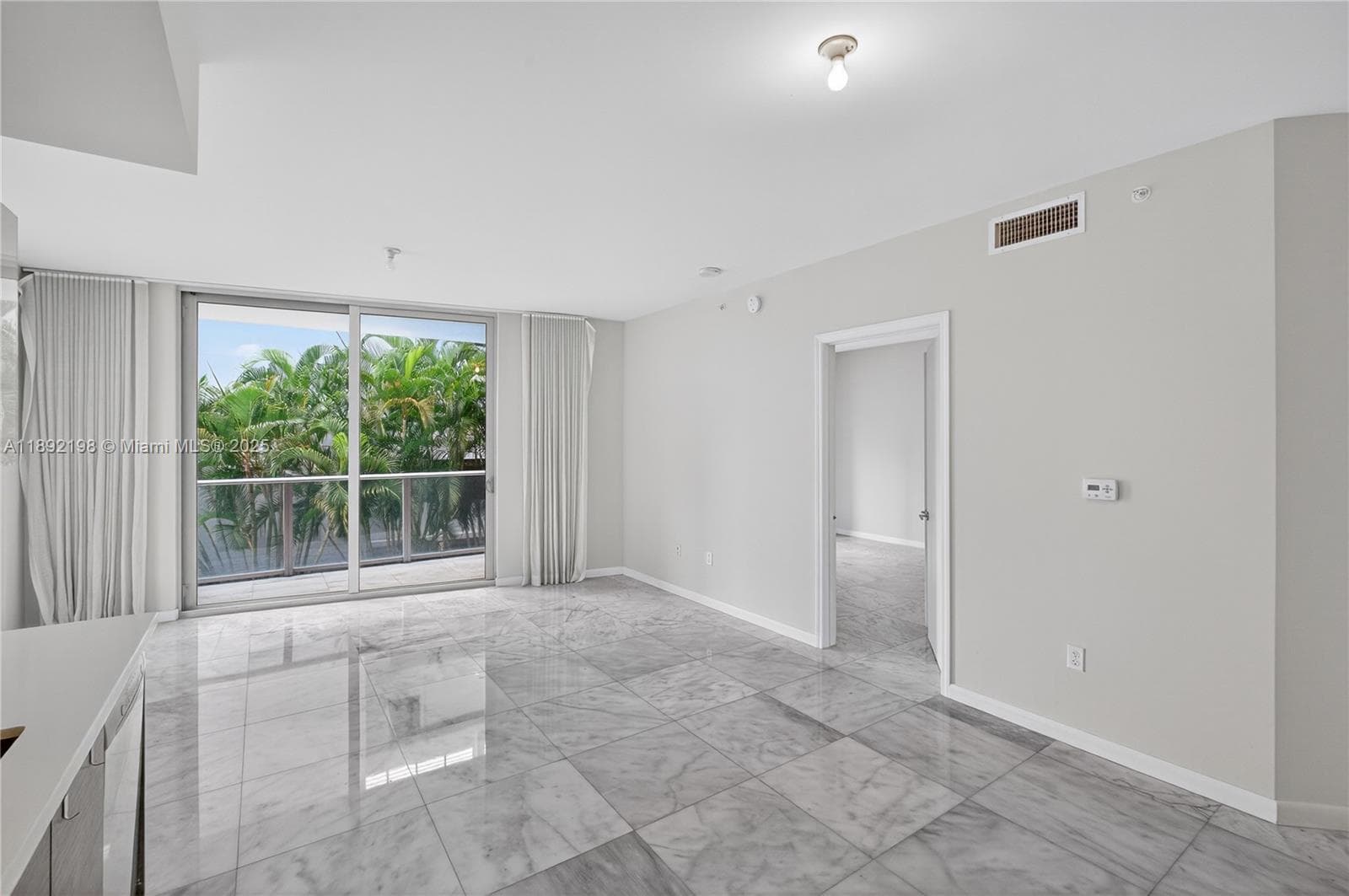 1010 SW 2nd Ave # 603, Miami, FL 33130 photo 13