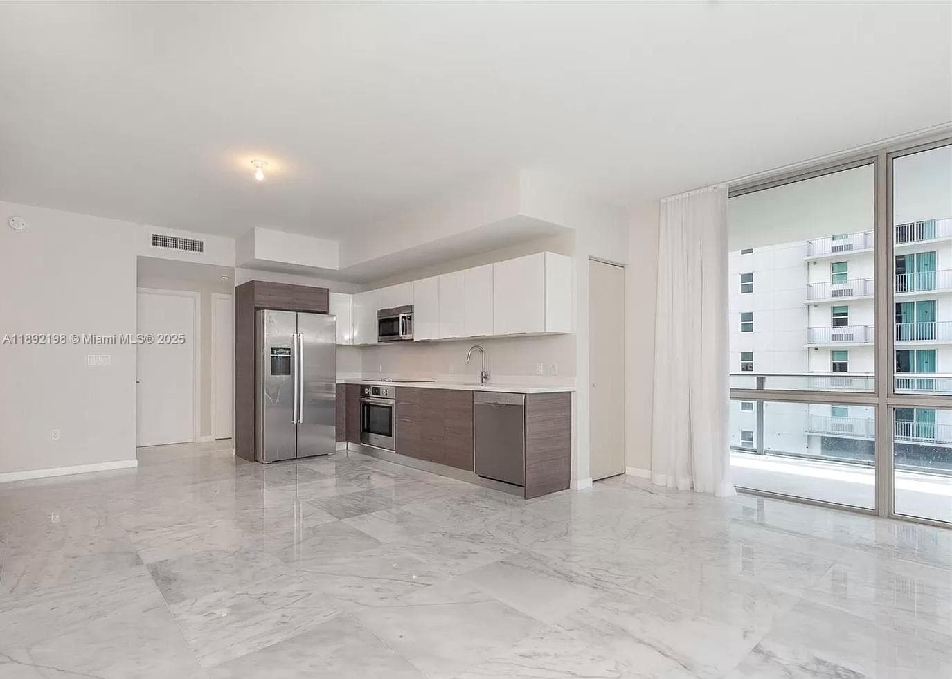 1010 SW 2nd Ave # 603, Miami, FL 33130 photo 7