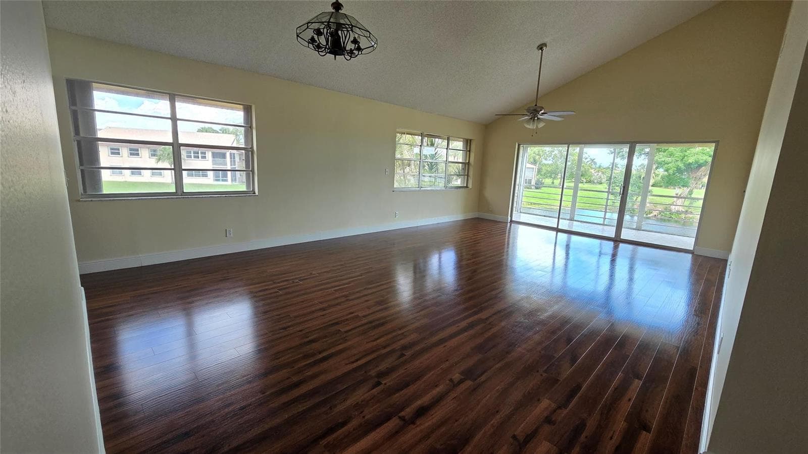 8751 Holly Court # 202, Tamarac, FL 33321 photo 6