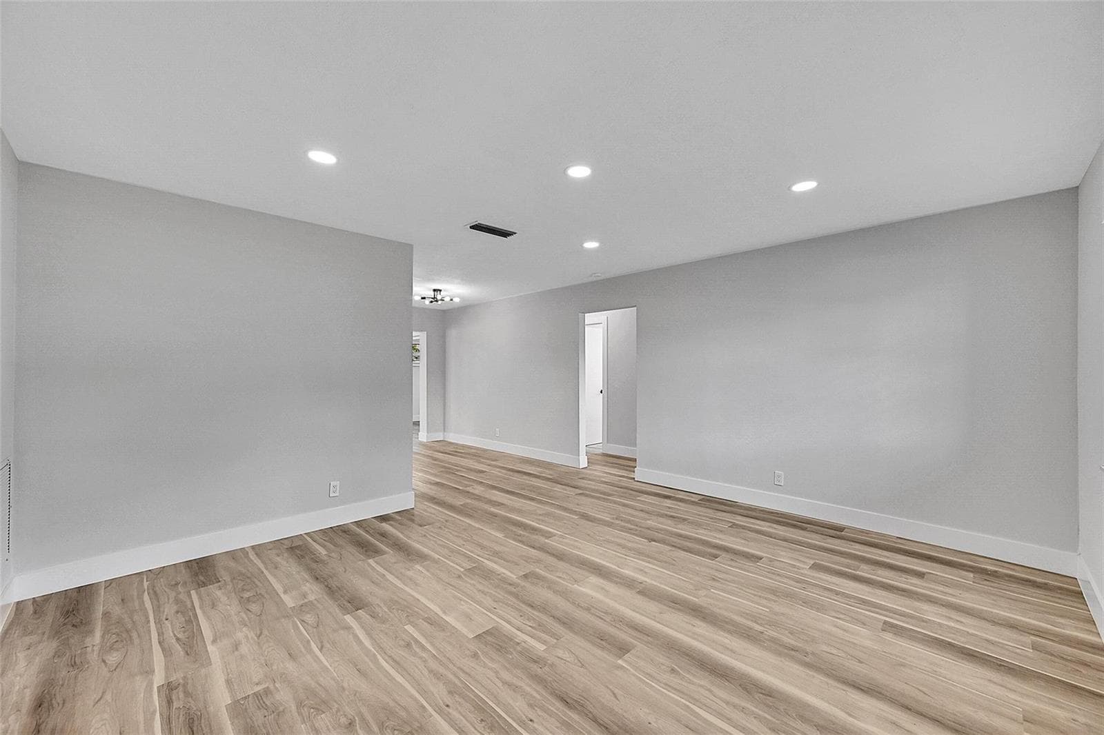 6925 NW 11th Street, Margate, FL 33063 photo 6