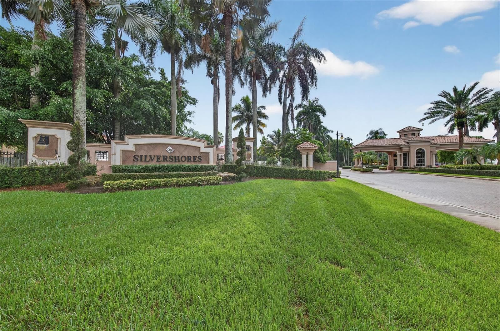 2424 SW 162nd Avenue, Miramar, FL 33027 photo 4