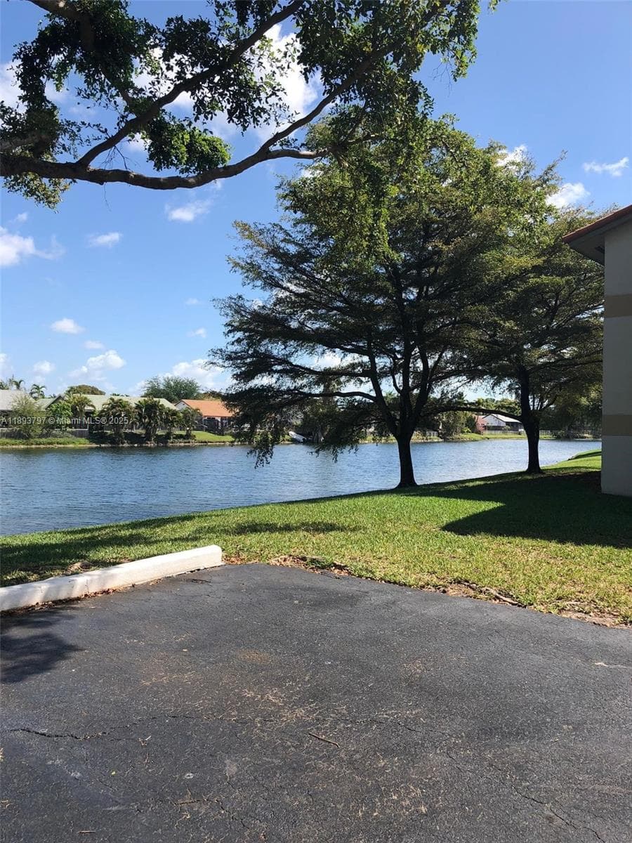9861 Nob Hill Ct # 9861, Sunrise, FL 33351 photo 6