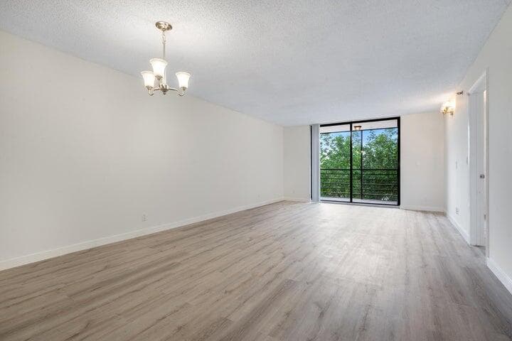 7770 Tahiti Lane # 405, Lake Worth, FL 33467 photo 6