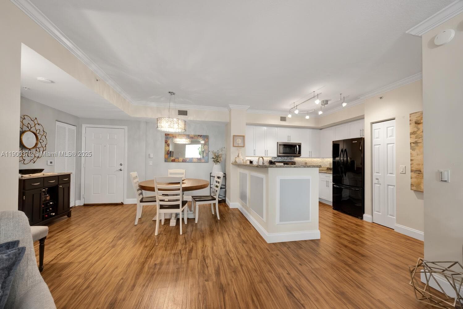 2421 NE 65th St # 211, Fort Lauderdale, FL 33308 photo 7