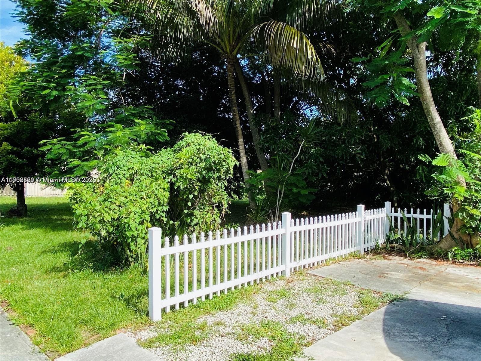 1309 N 24th Ave, Hollywood, FL 33020 photo 12