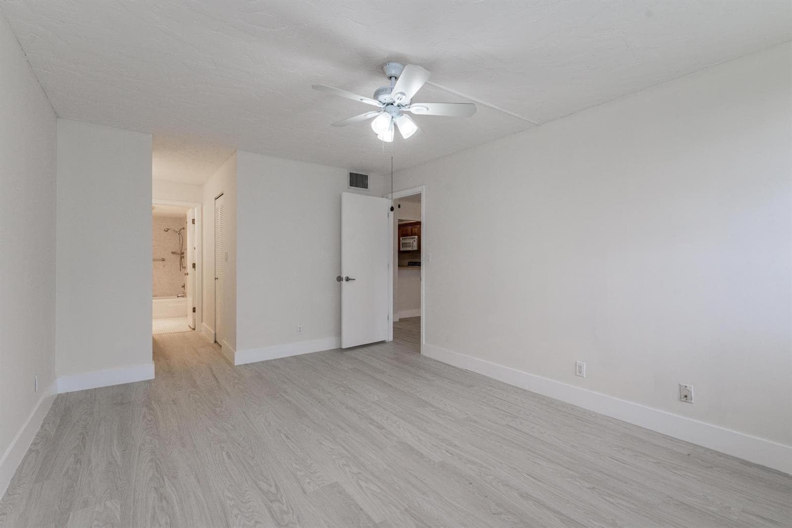 2551 Aragon Boulevard # 406, Sunrise, FL 33322 photo 12