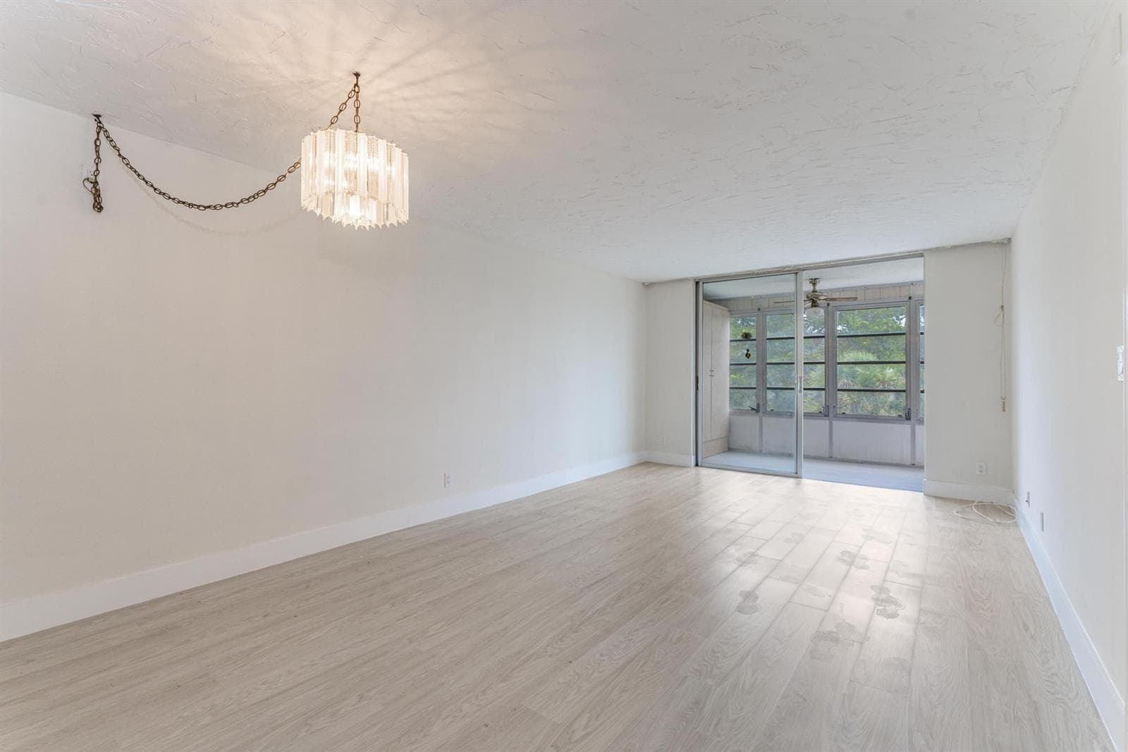 2551 Aragon Boulevard # 406, Sunrise, FL 33322 photo 9